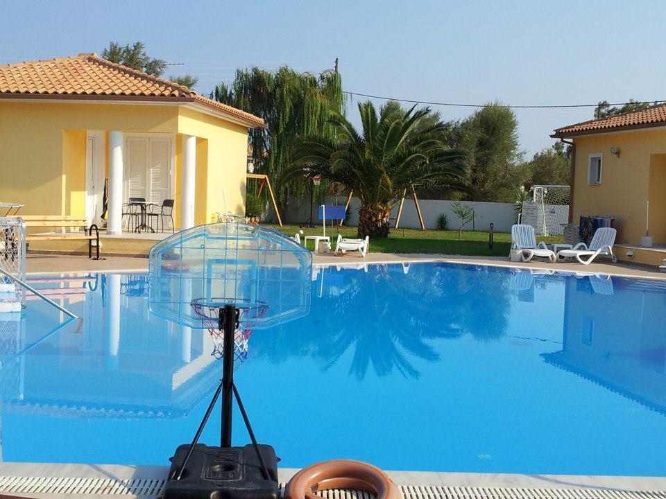 Iliaktida Studio-Villas Frínion Eksteriør bilde